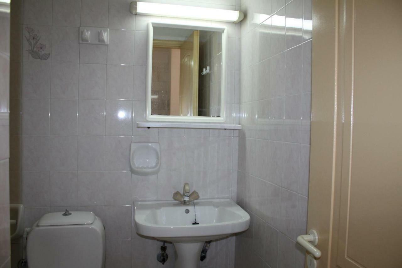 Irini-Appartement Kavos Bagian luar foto