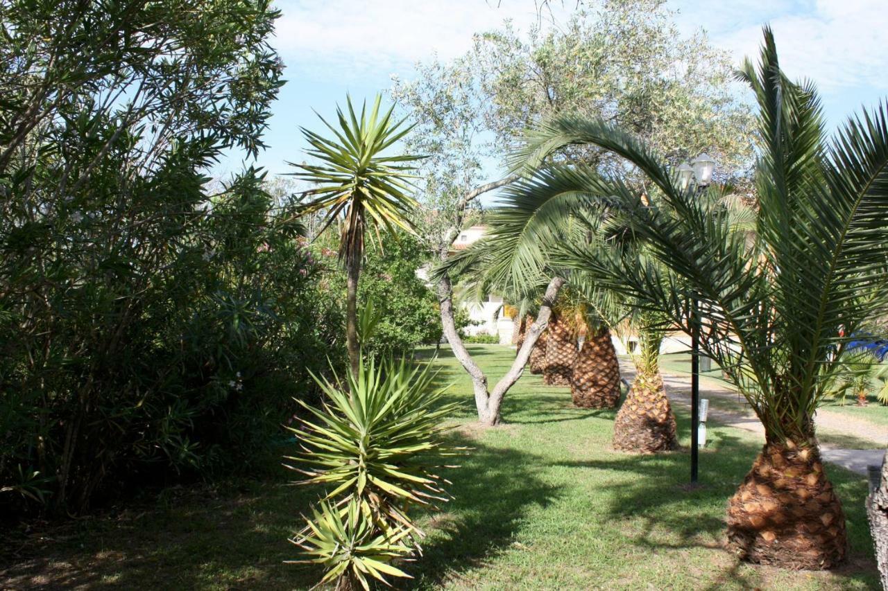 Irini-Appartement Kavos Bagian luar foto